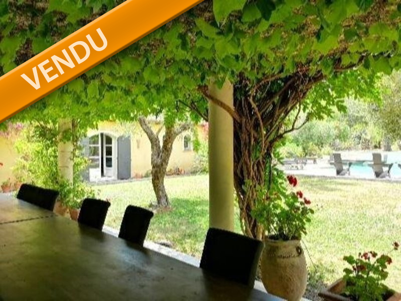Mas proven&ccedil;al avec jardin et piscine, vendu par un avocat mandataire dans le Var