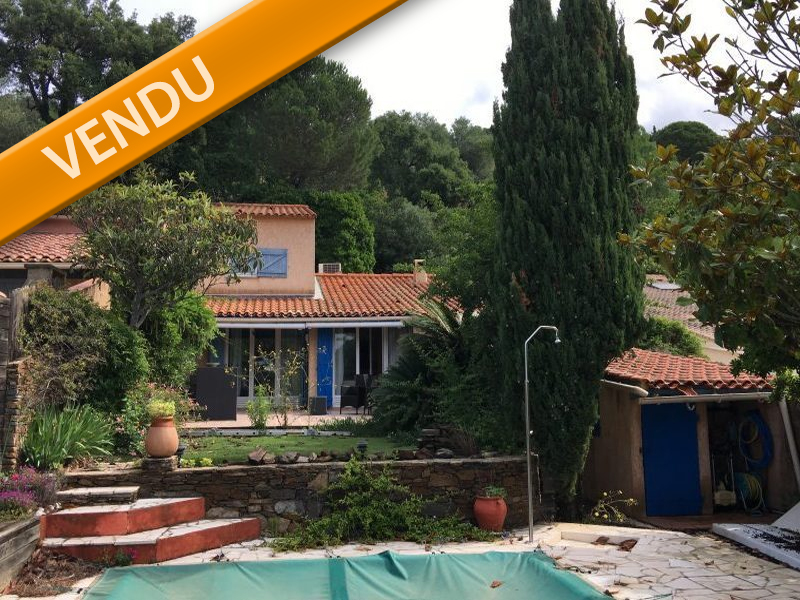 Villa avec piscine et jardin arbor&eacute; vendue par Me Nathalie Abran, avocate mandataire